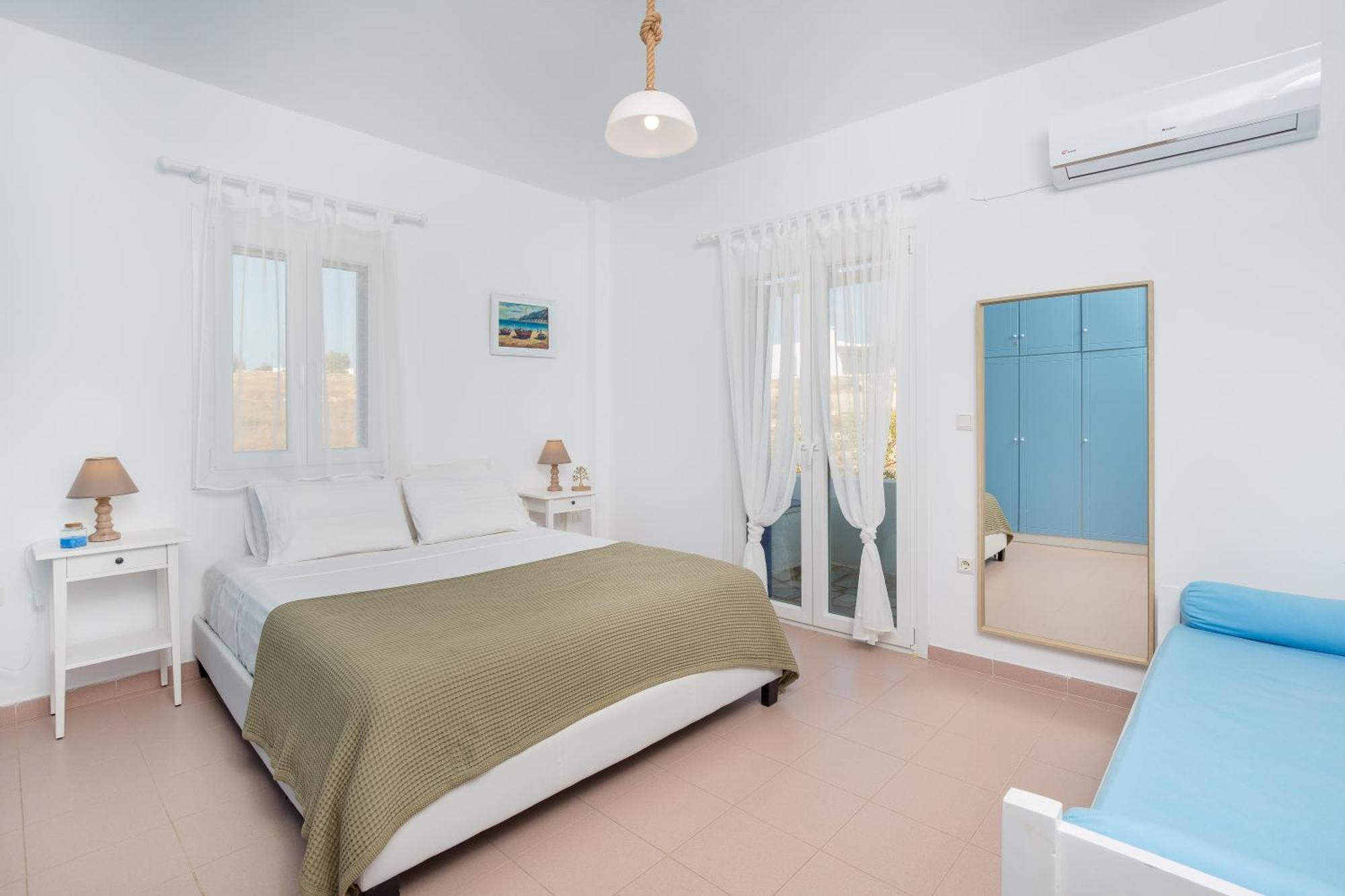 Chloe Home Piso Livadi Exteriér fotografie